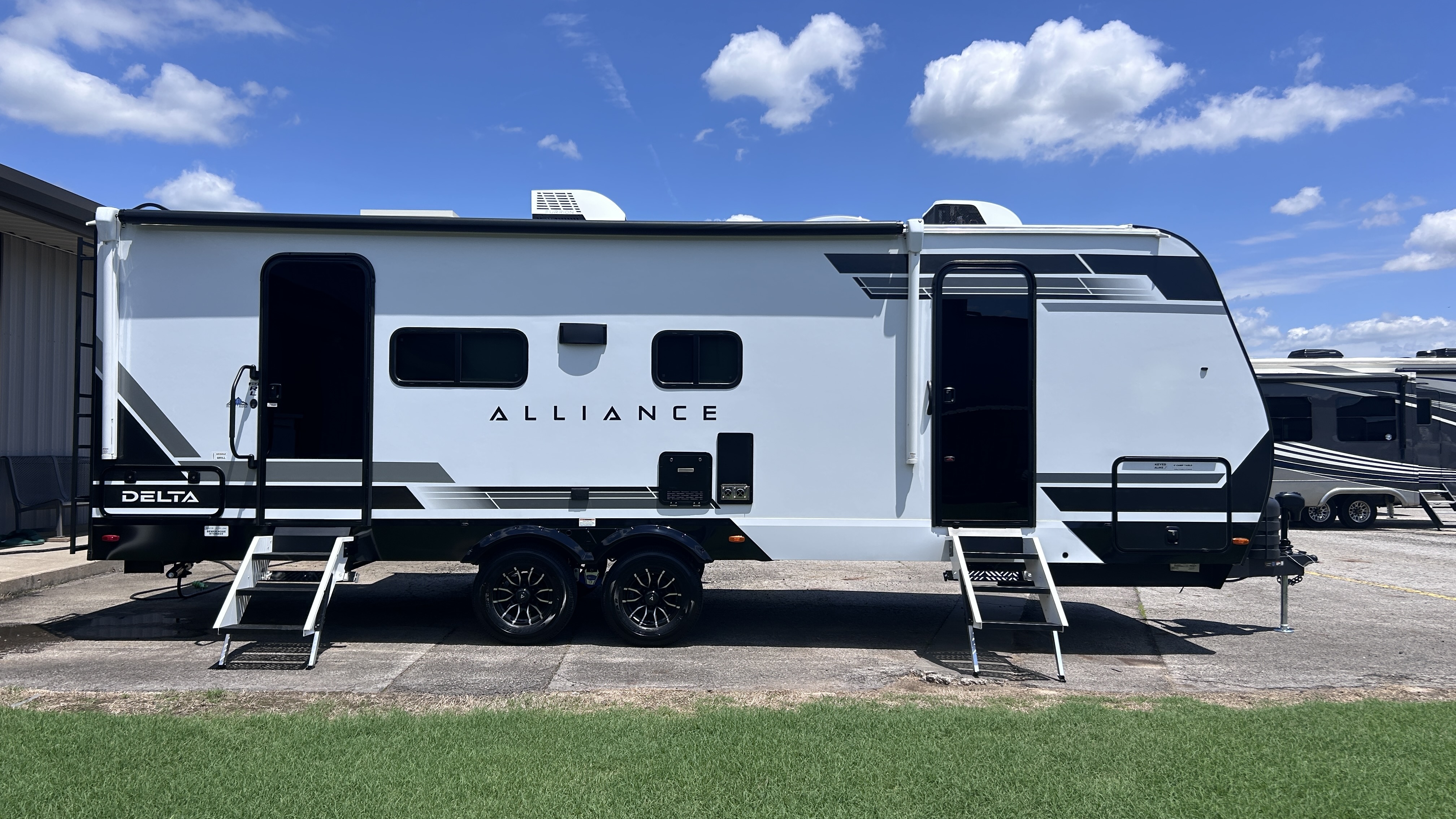 2027 Alliance RV Delta 252RL - Image 2