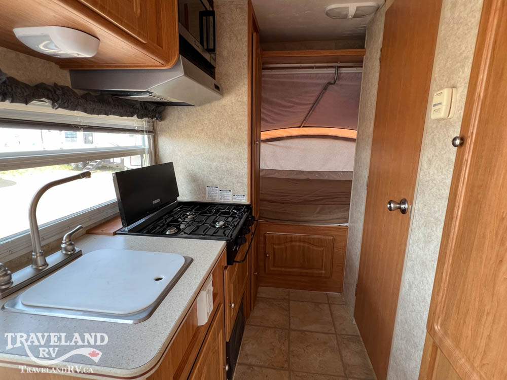 2008 Forest River SURVEYOR SV180T HANDYMAN SPECIAL - Image 4