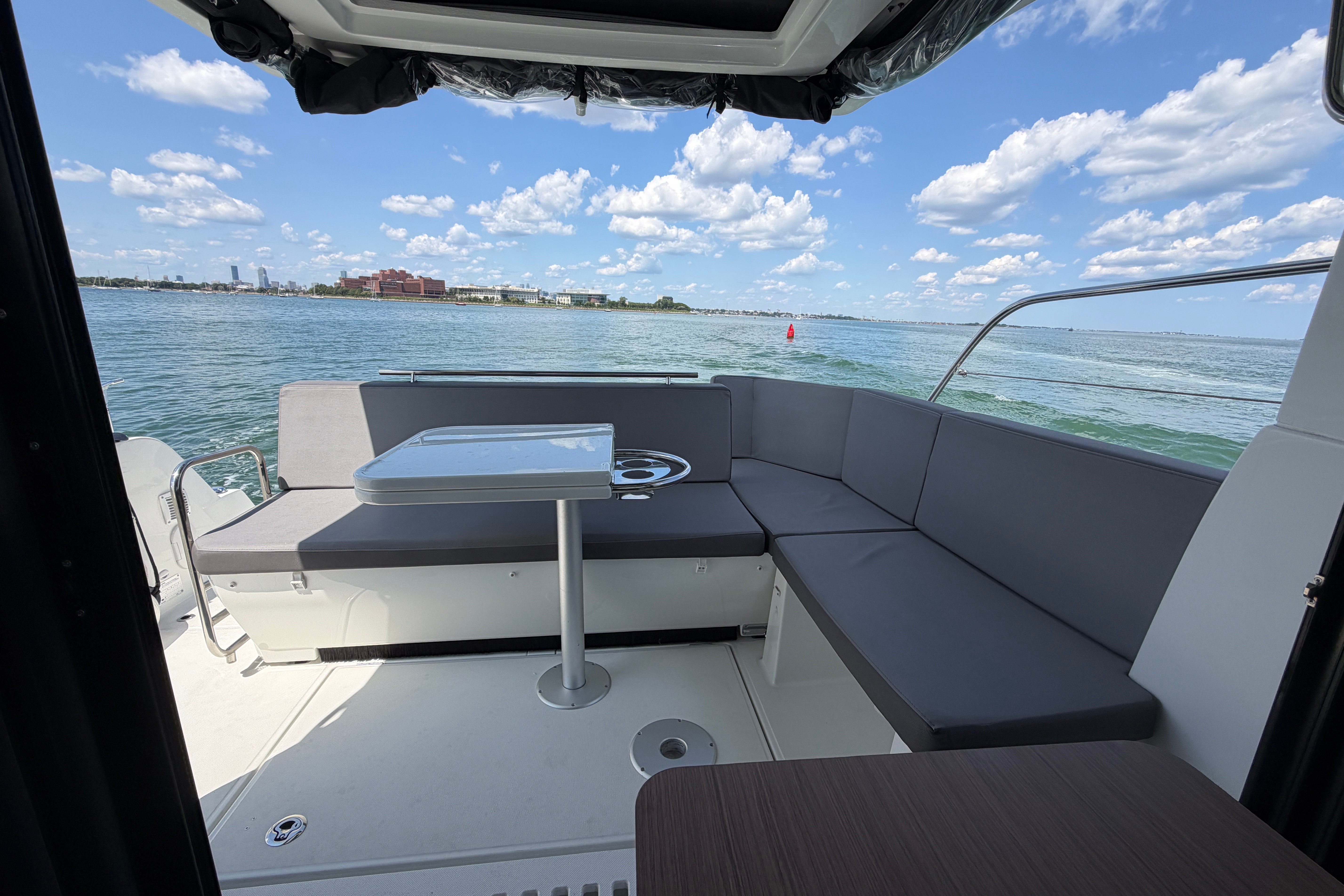 2023 Beneteau Antares 11 OB - Image 24