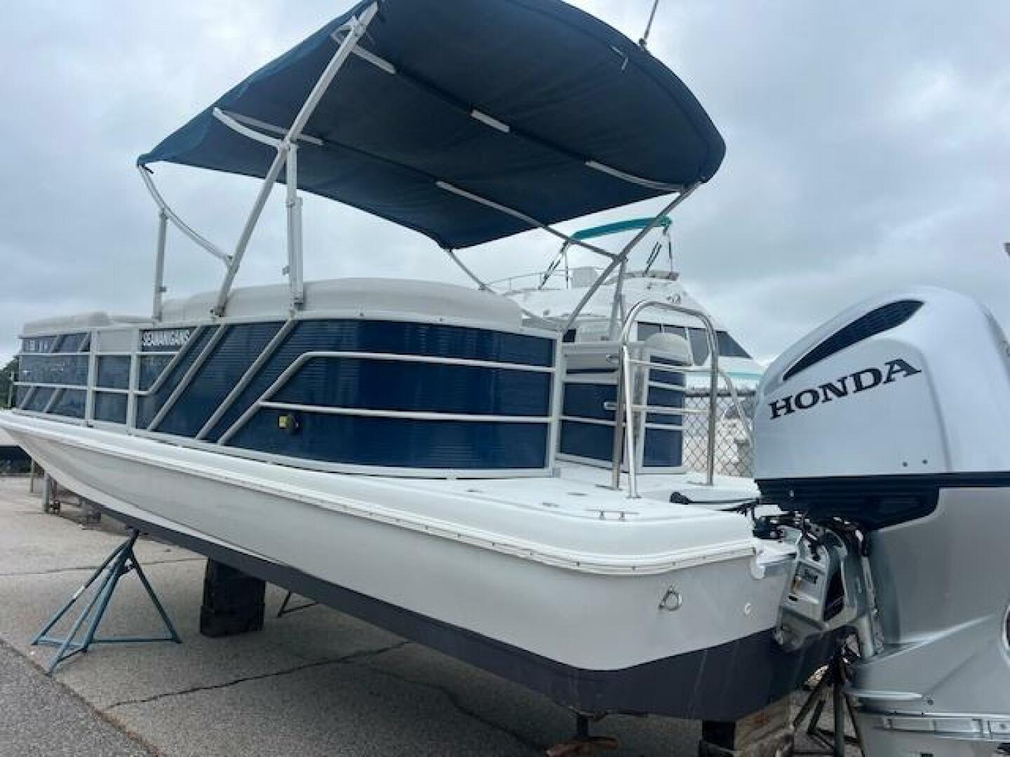 2021 Hurricane Fun DEck Base - Image 14