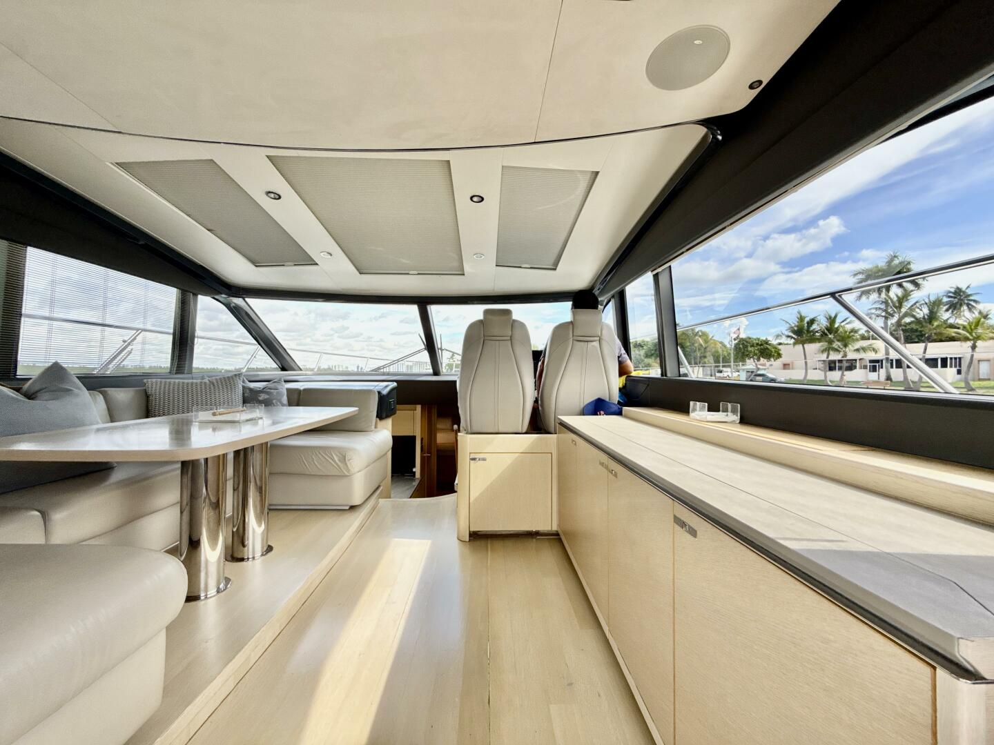 2017 Princess V58 - Image 37