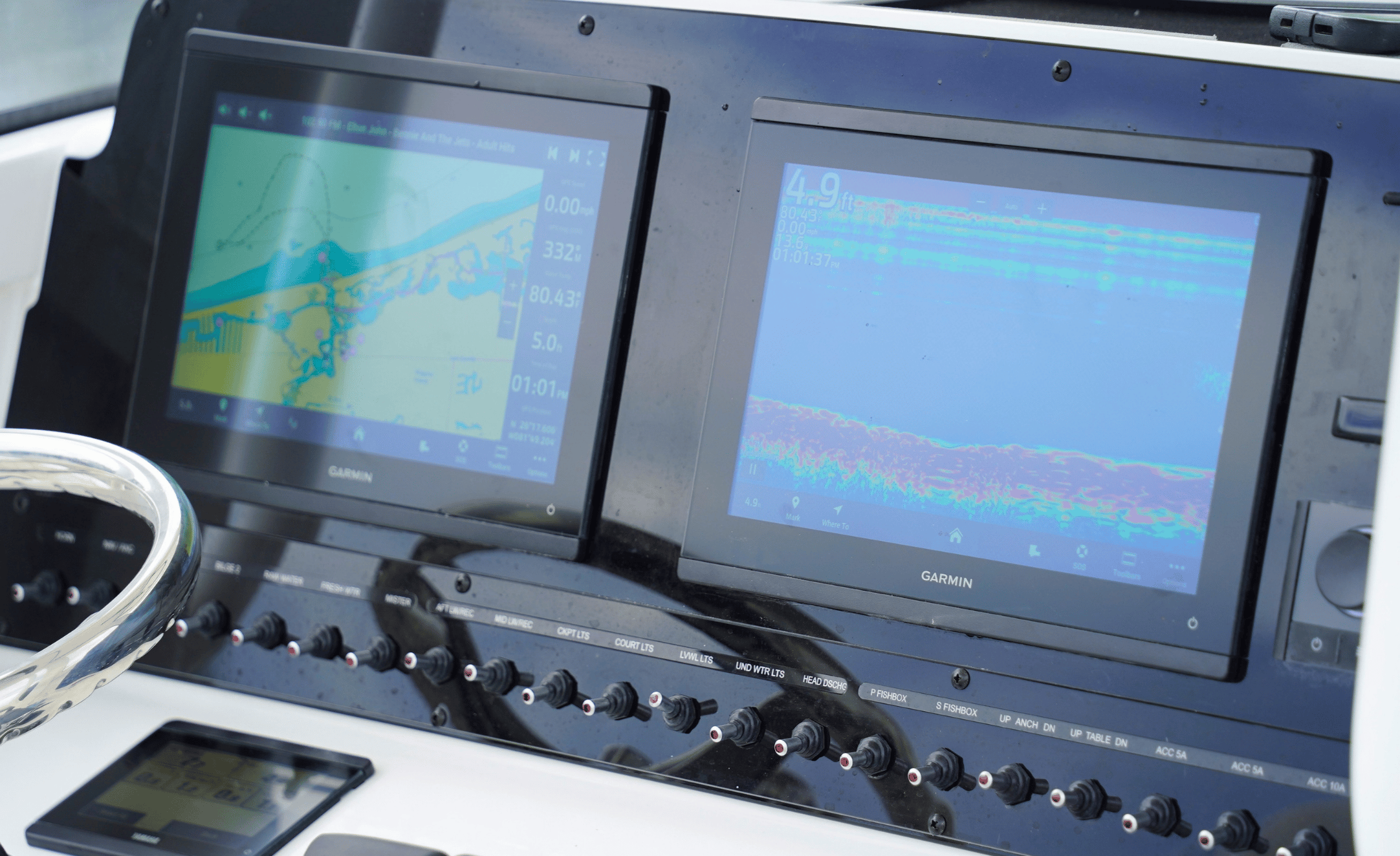 2027 SEA HUNT GAMEFISH 25 - Image 42