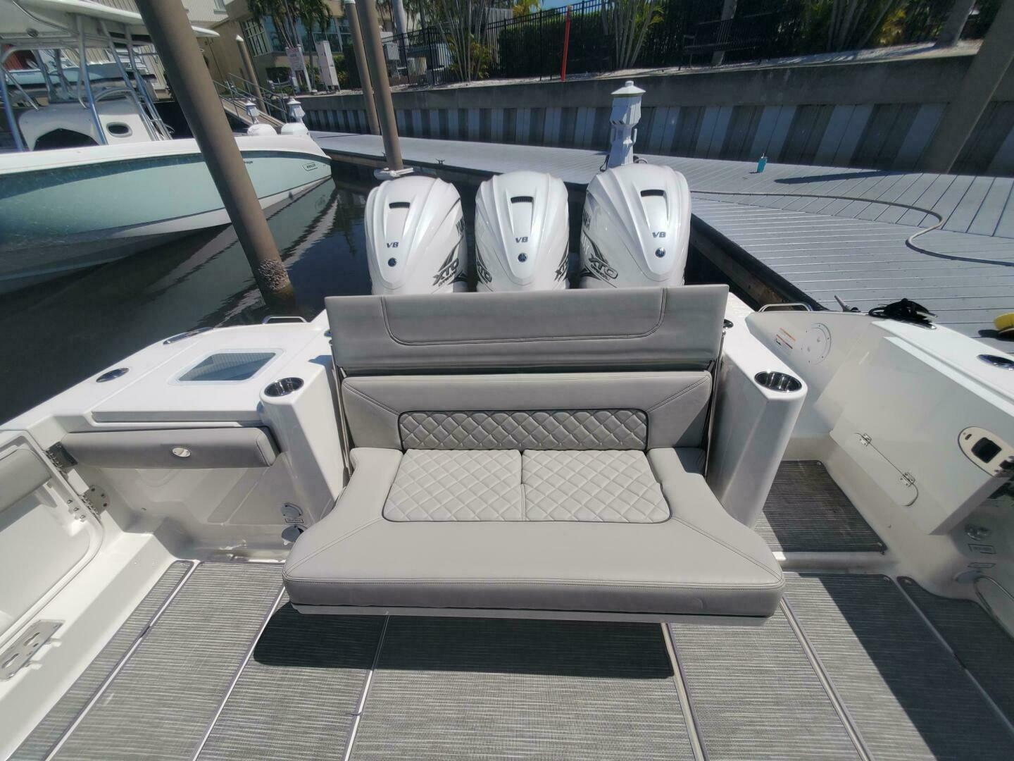 2023 Pursuit S 378 Sport - Image 21