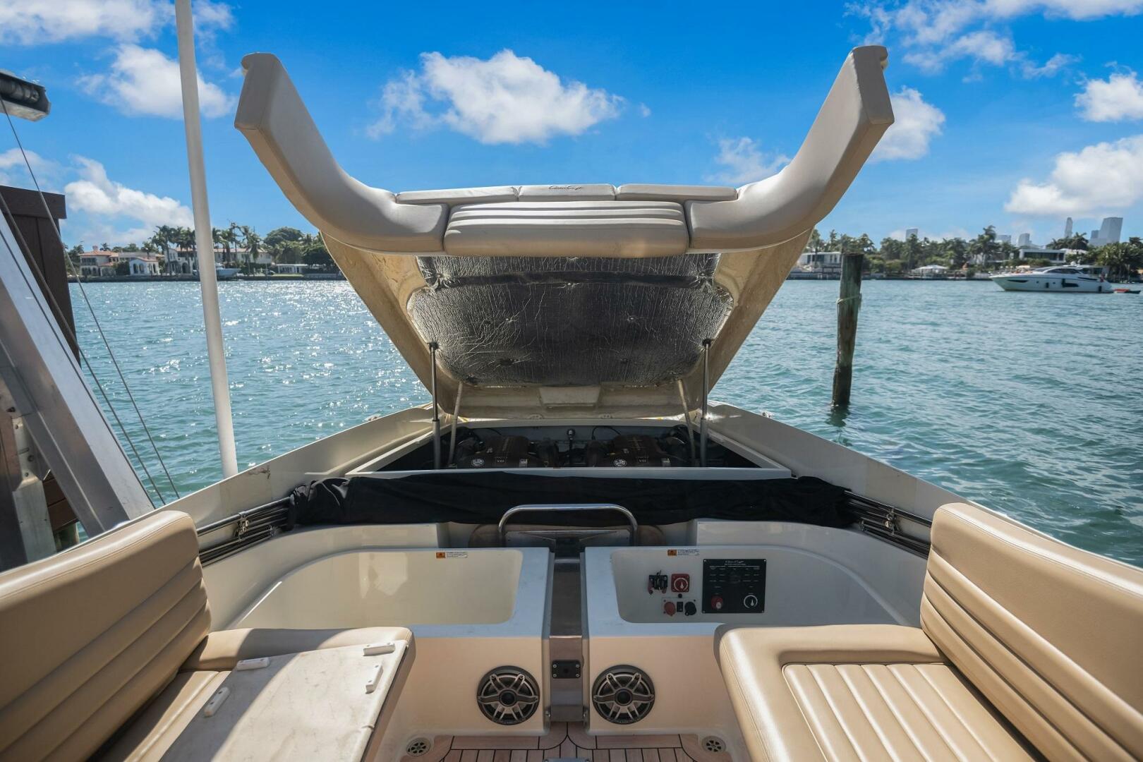2013 Chris-Craft Launch 32 - Image 12