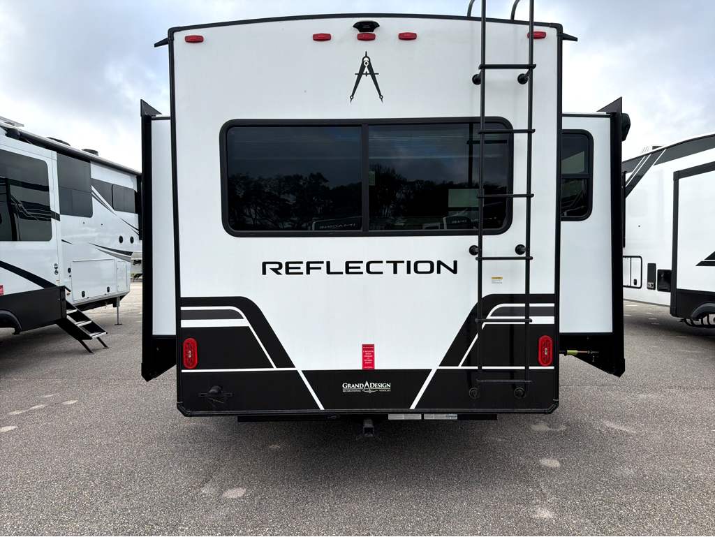 2026 Grand Design Reflection 337RLS - Image 6