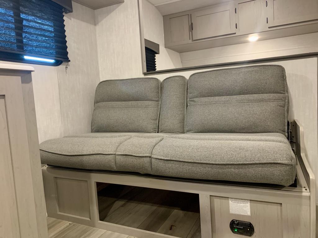 2025 COACHMEN 26BH - Image 20