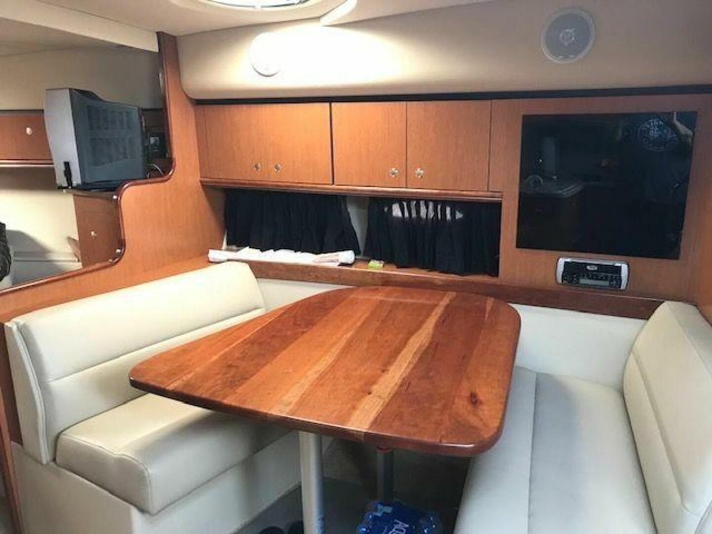 2004 Cruisers Yachts 340 Express - Image 41