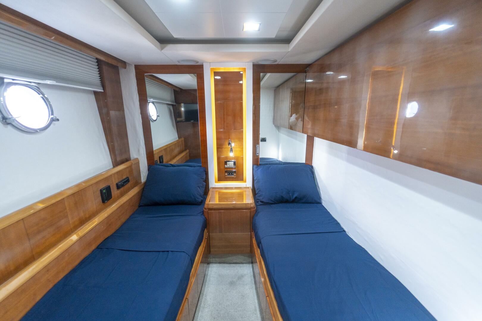 2008 Azimut 75 - Image 108