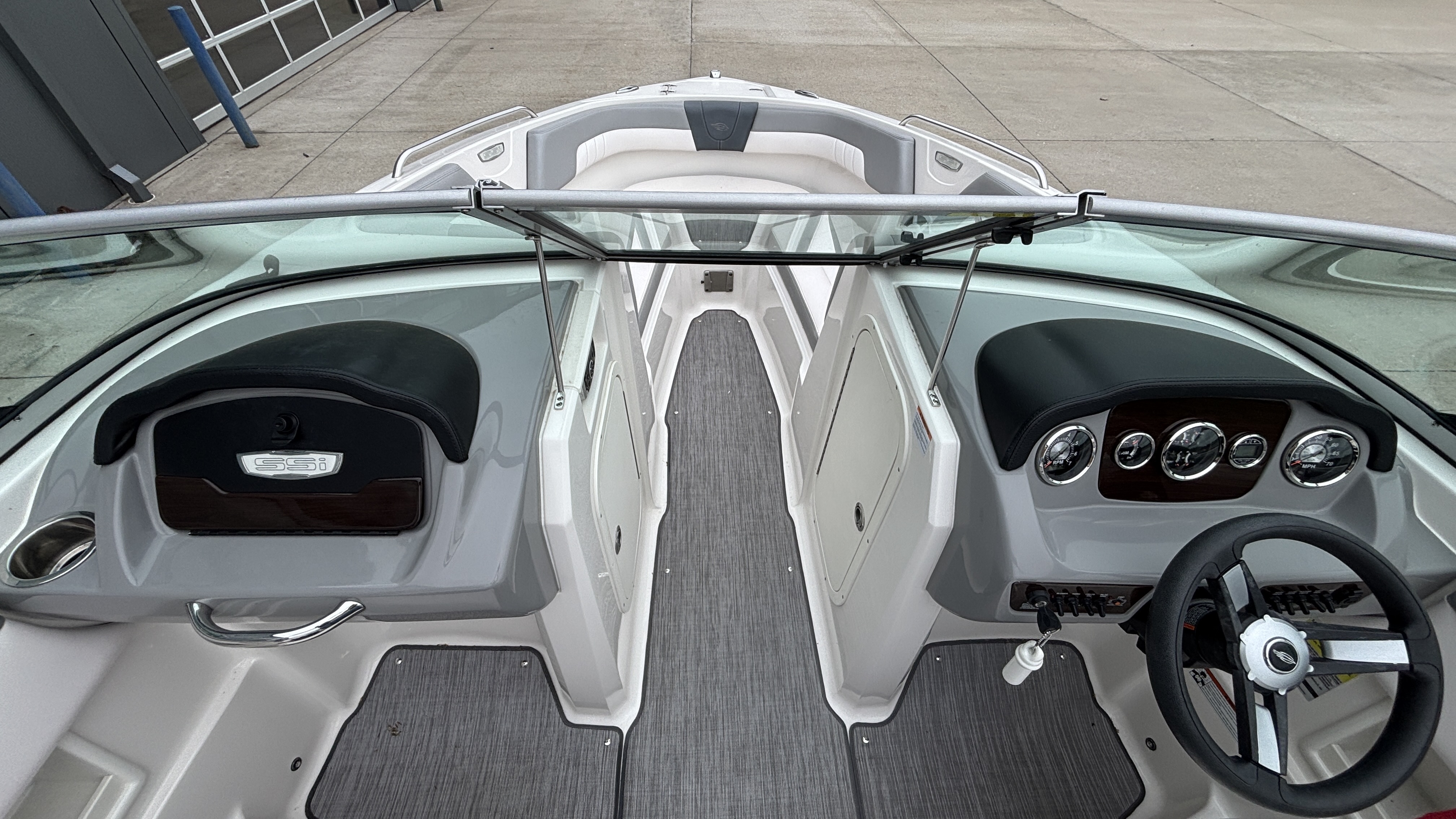 2021 Chaparral 23 SSi - Image 40