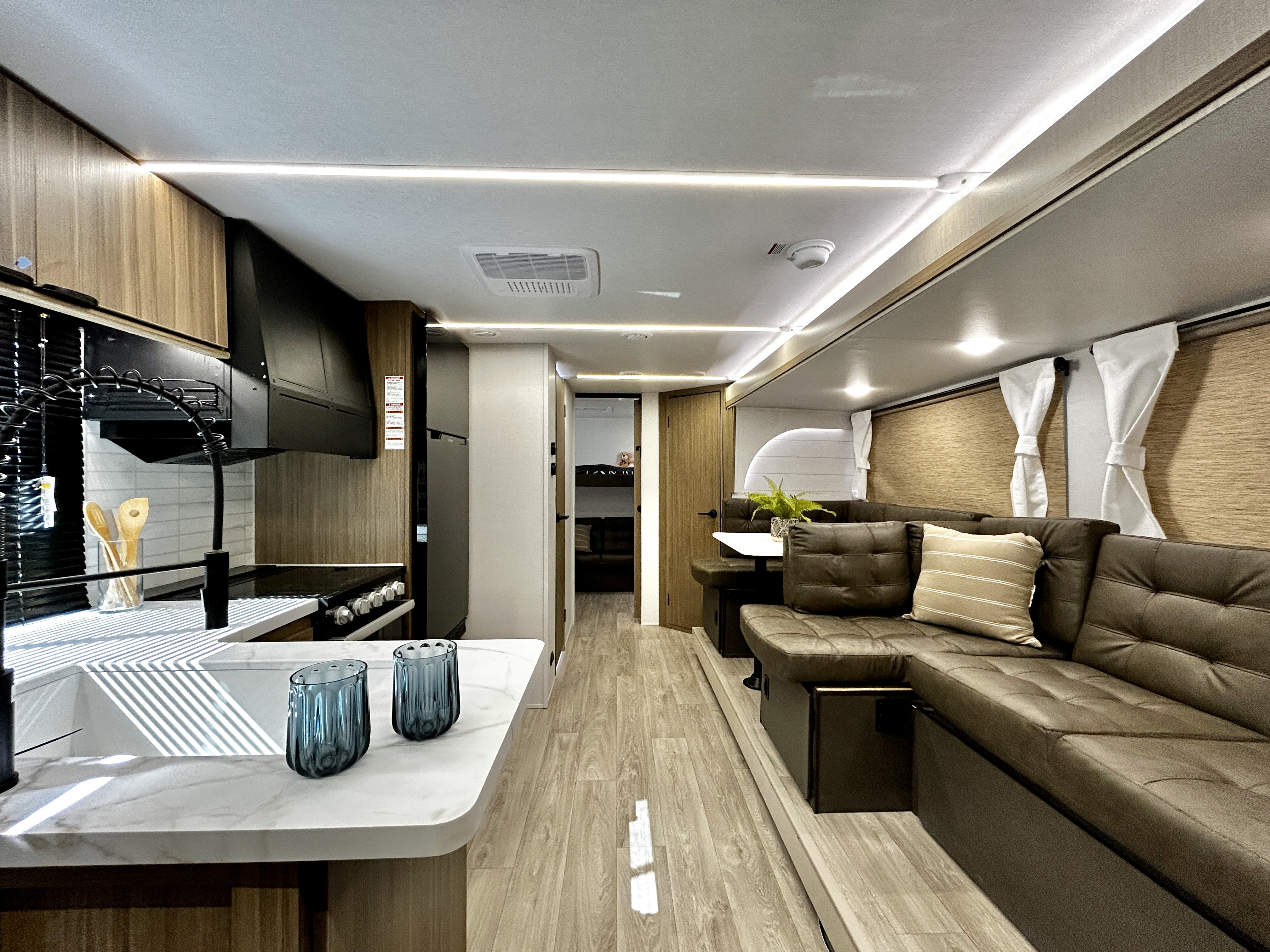 2026 Forest River Salem Cruise Lite 273QBXL - Image 10