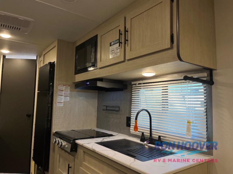 2026 COACHMEN 5260BH - Image 5