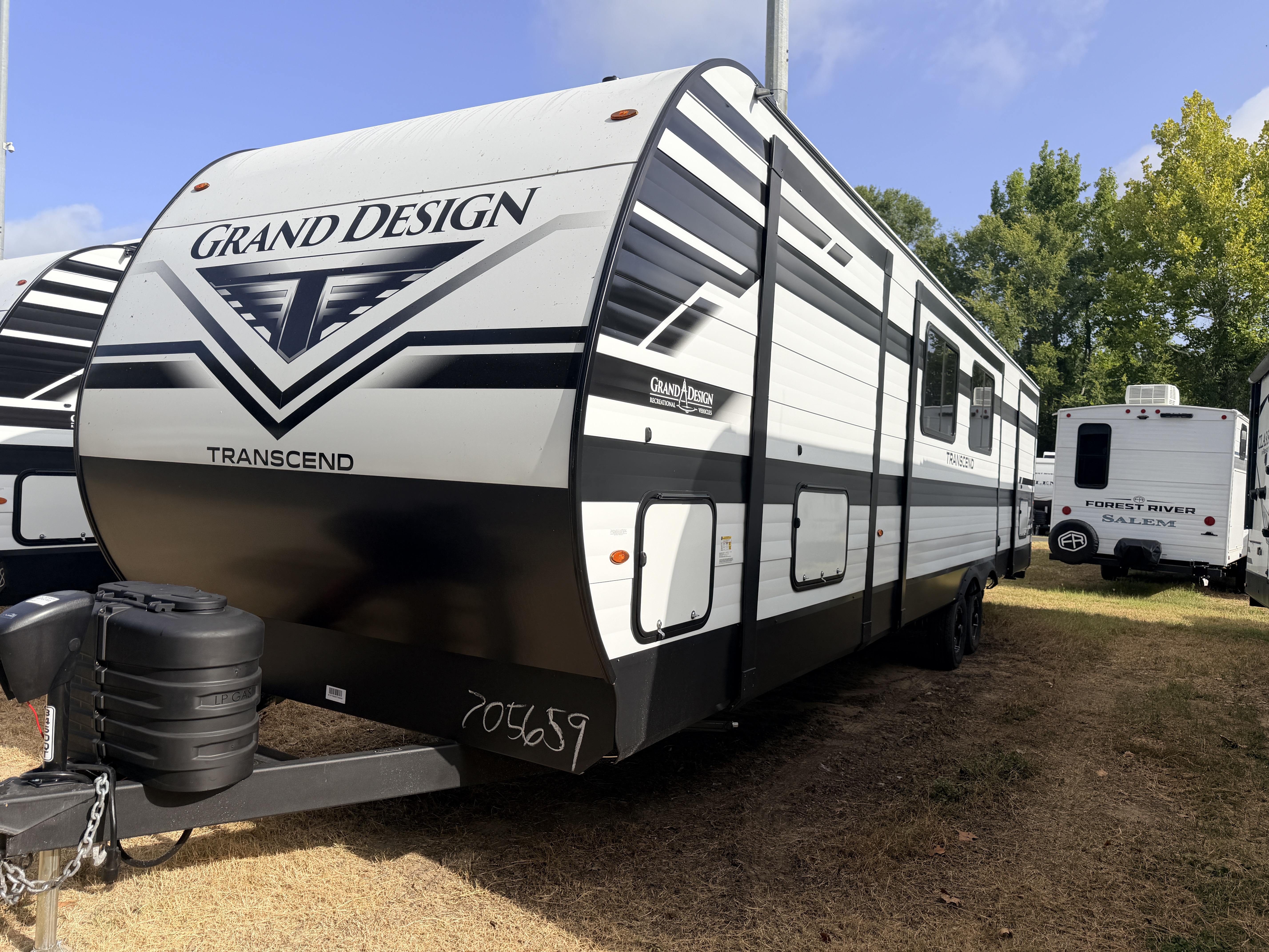 2027 Grand Design TRANSCEND 345DQT - Image 3
