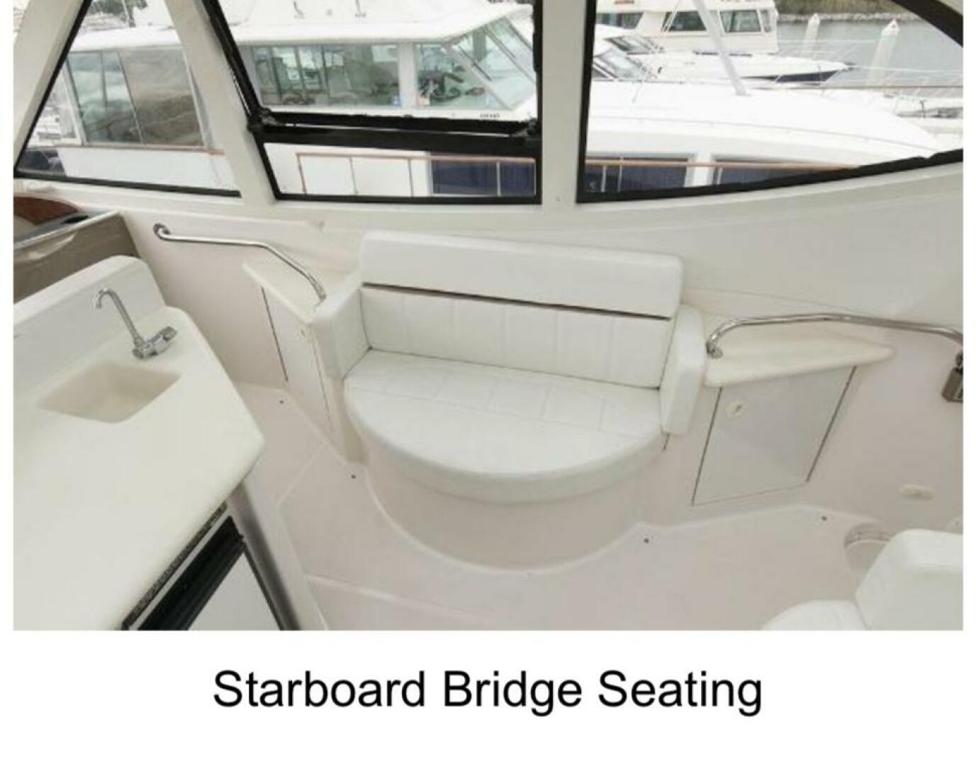 2000 Carver 506 Motor Yacht - Image 6