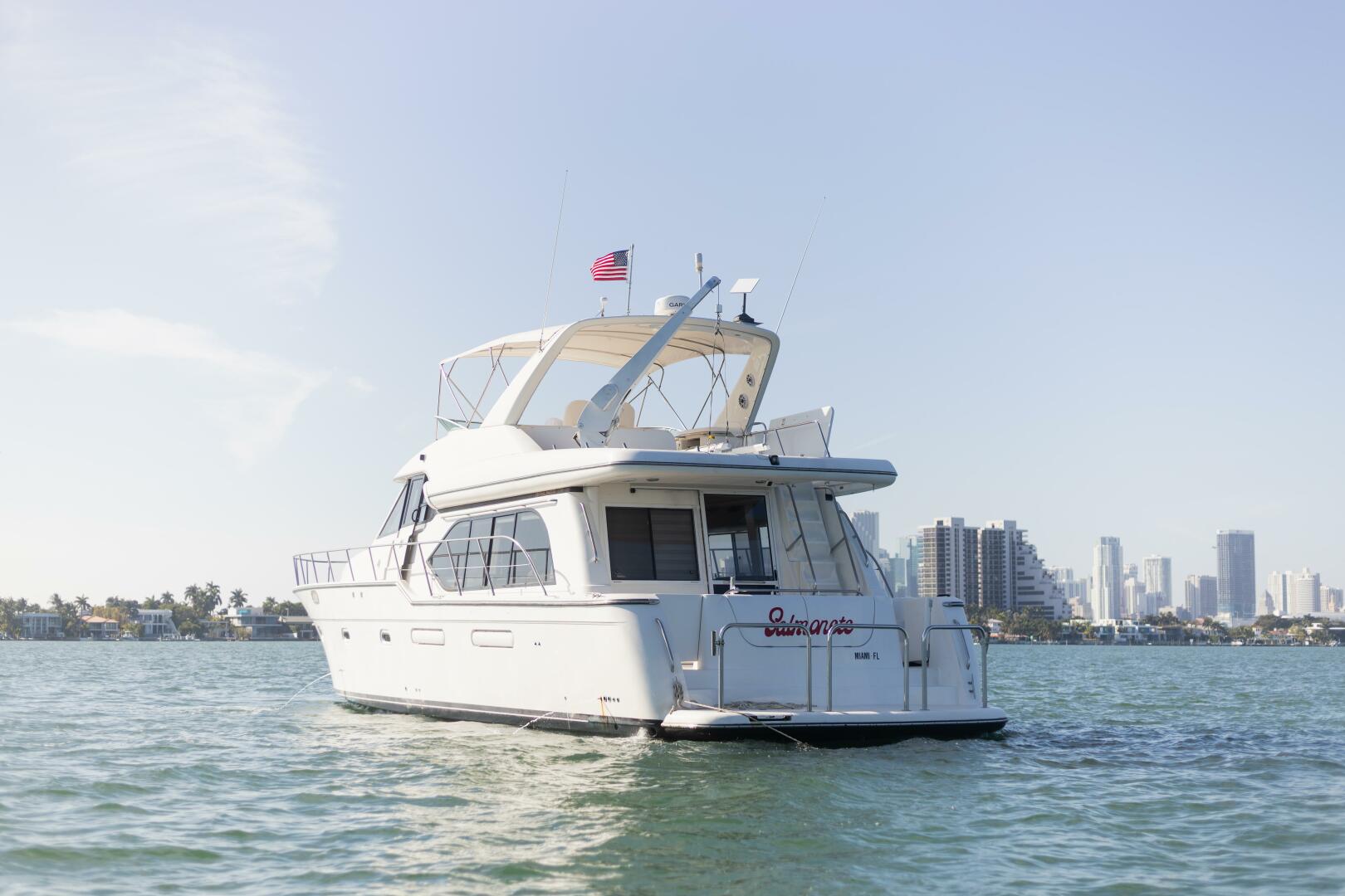 1999 Bayliner 5788 - Image 4