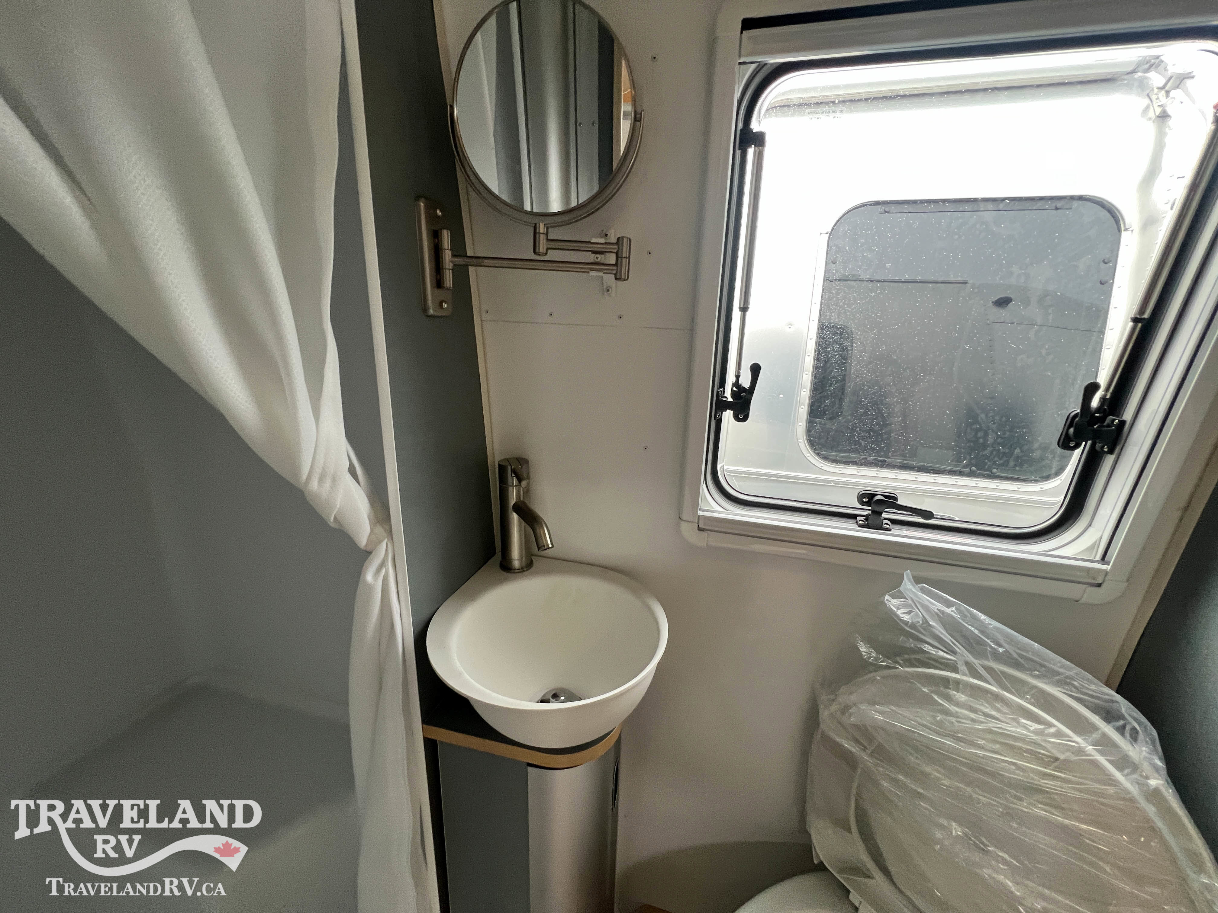 2026 Airstream World Traveler 22RB - Image 19