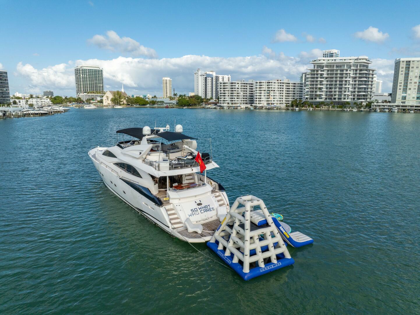 2003 Sunseeker 94 Motor Yacht - Image 3