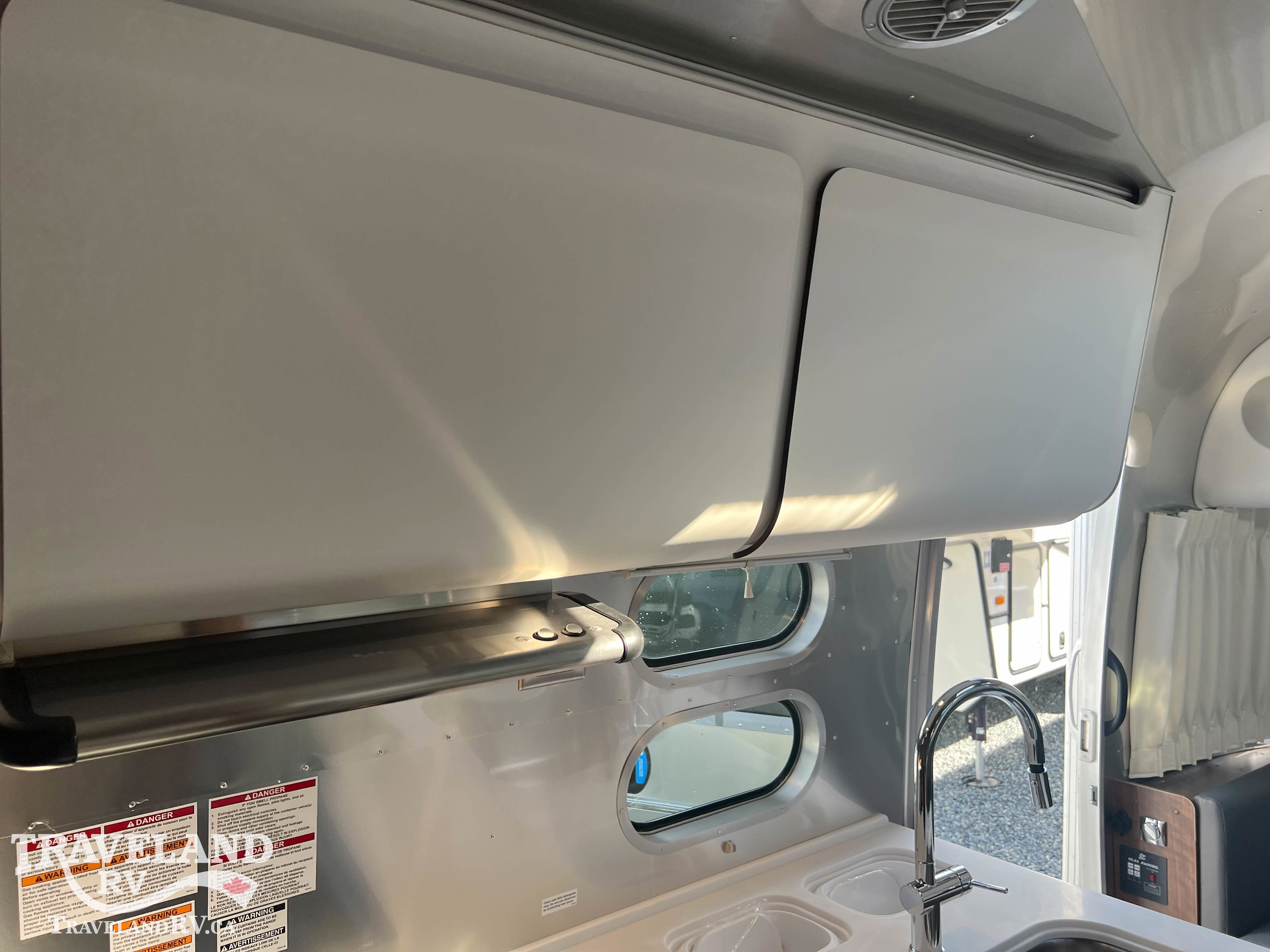 2026 Airstream Globetrotter 25FB - Image 13