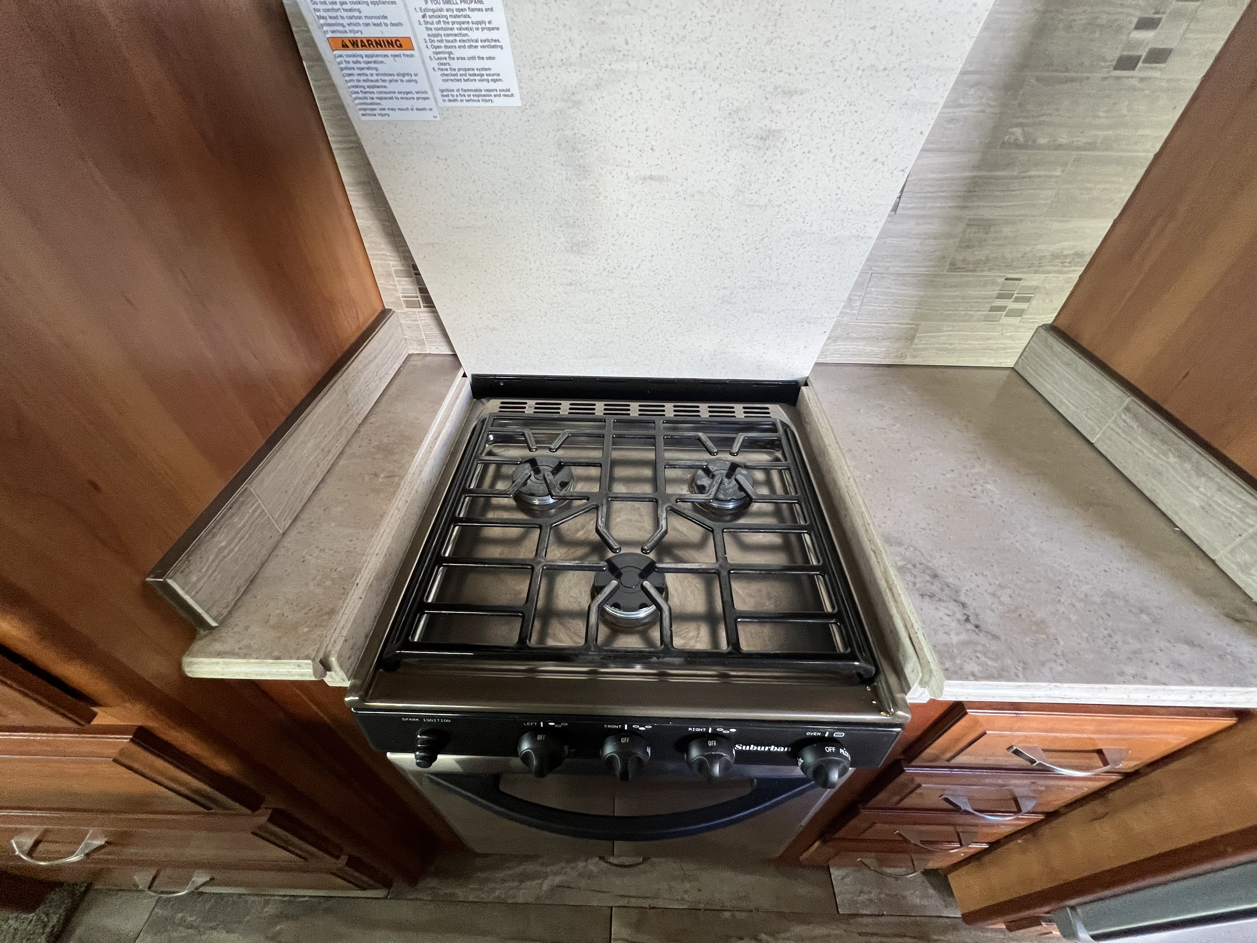 2017 DRV Mobile Suites 36RSSB3 - Image 9