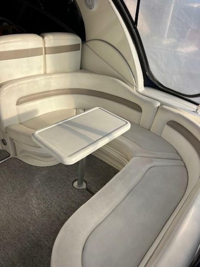 2005 Sea Ray 320 Sundancer - Image 13