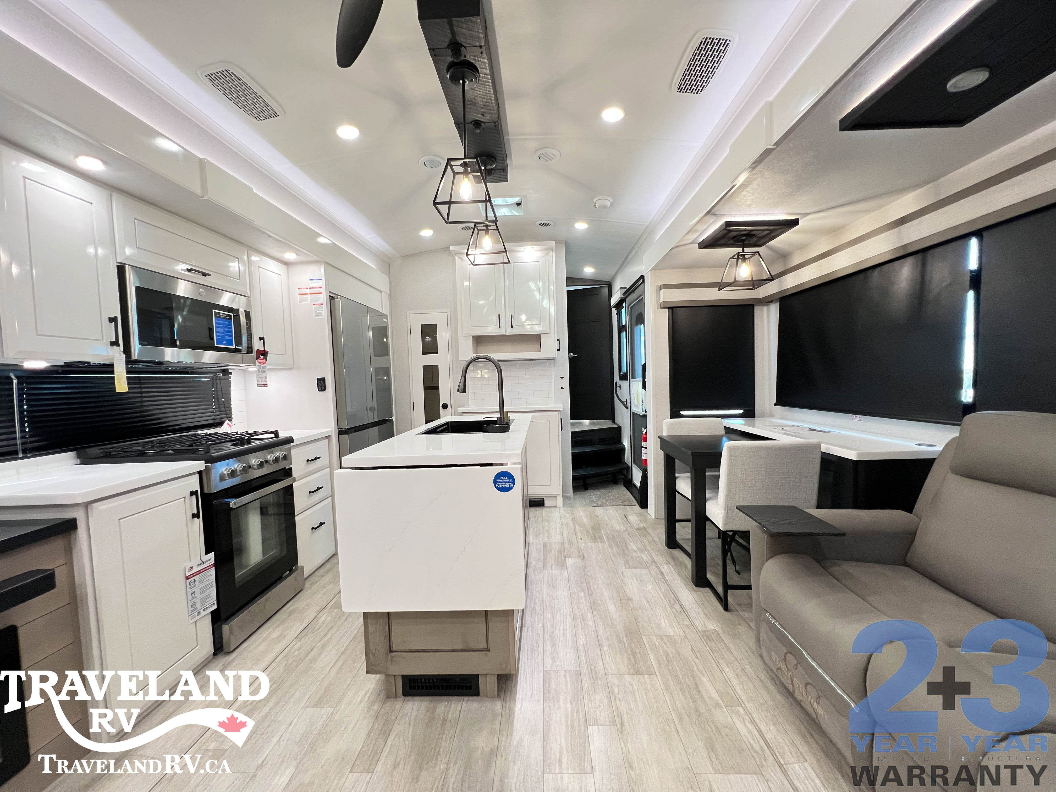 2026 Jayco Pinnacle 32RLTS - Image 4