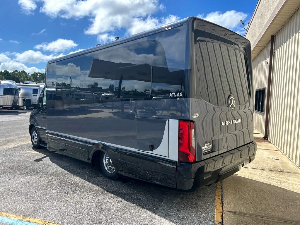 2027 AIRSTREAM ATLAS 25RT - Image 7