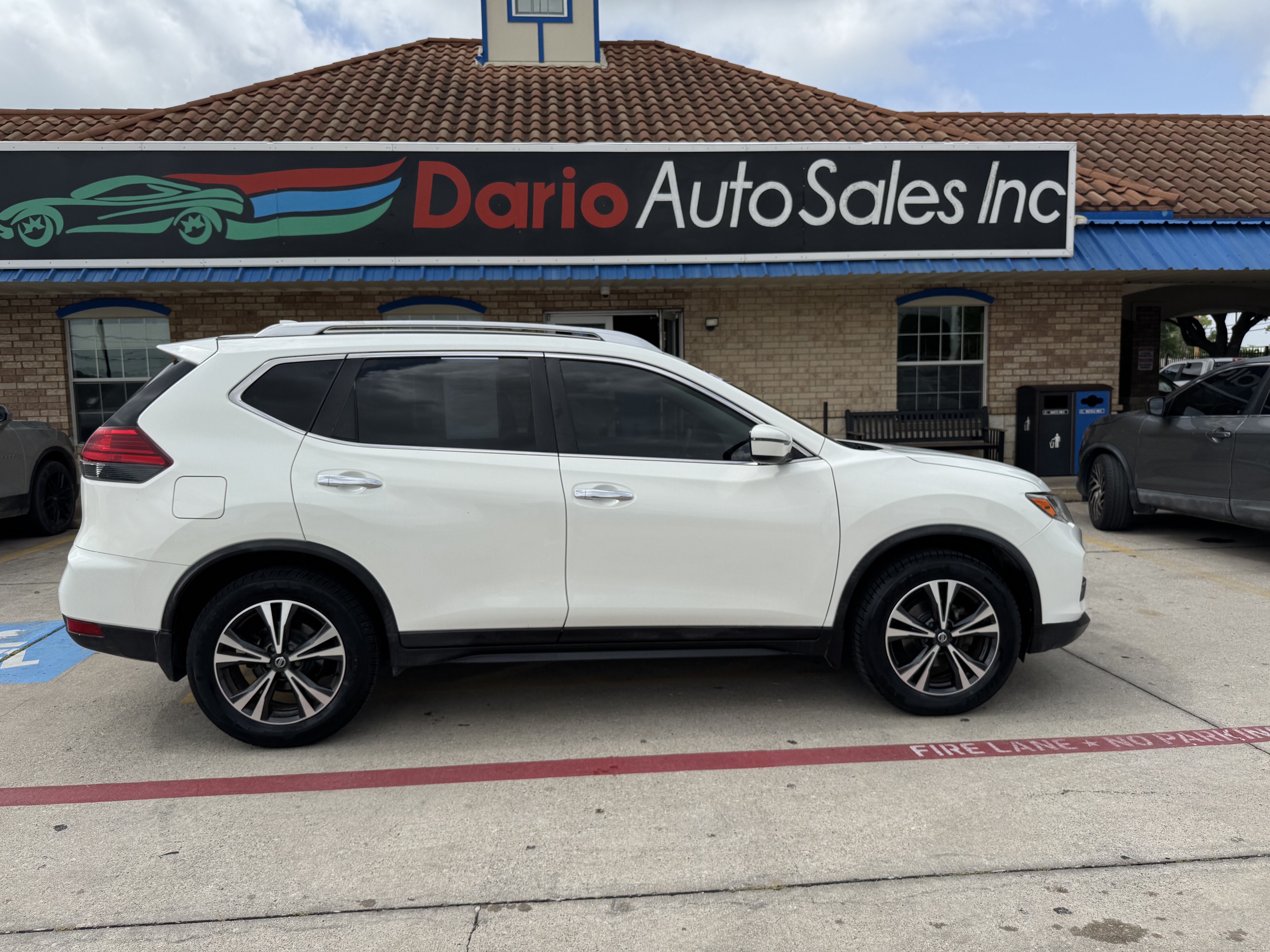2017 Nissan Rogue Utility 4D S AWD I4 - Image 7