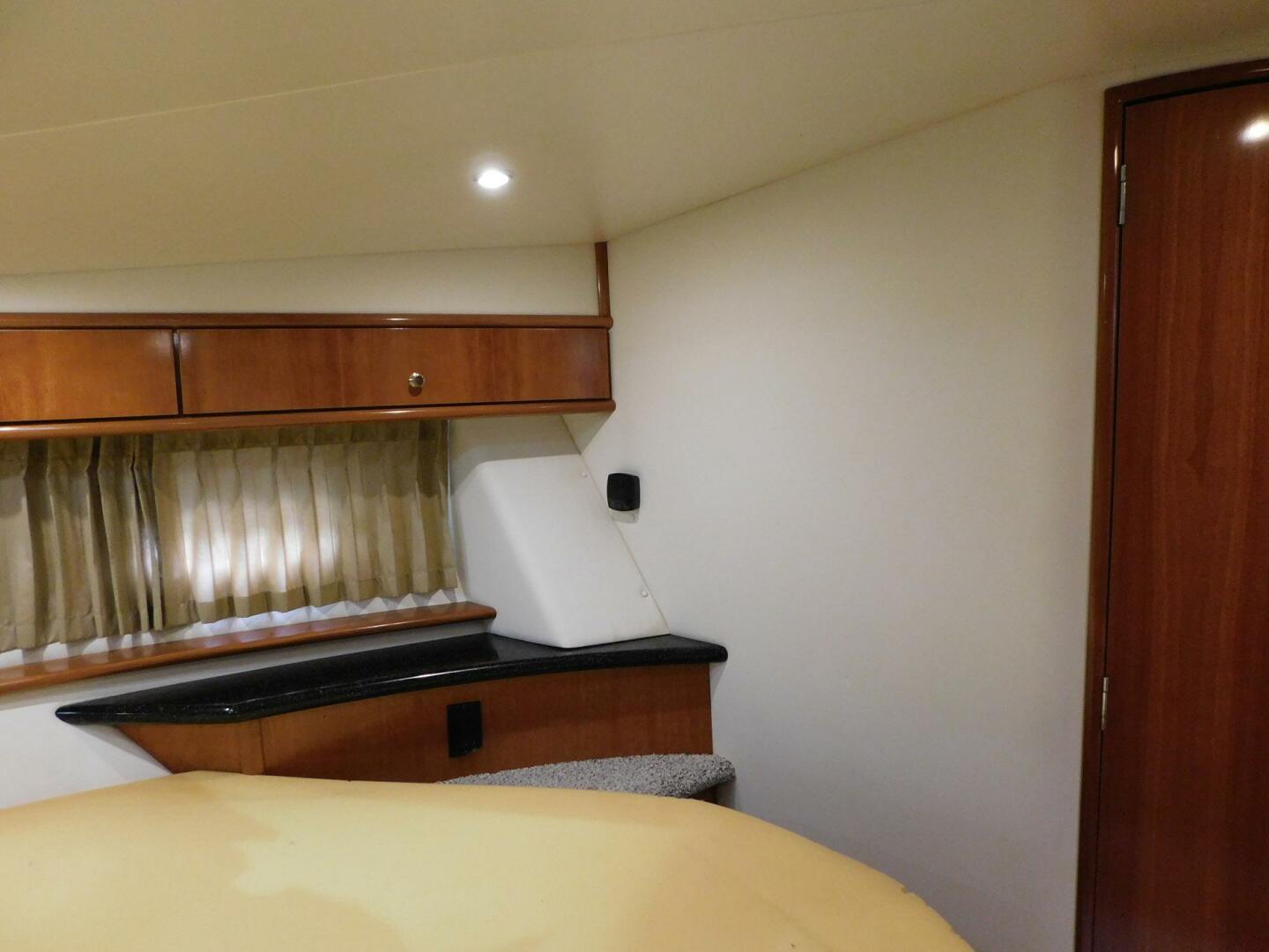 2003 Carver 44 CPMY - Image 37