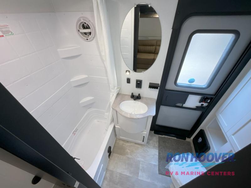 2026 PALOMINO 429LFT - Image 23