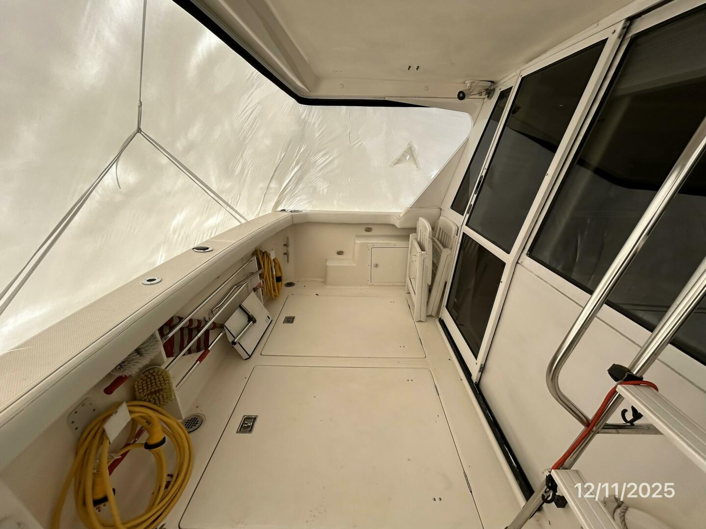 1998 Bayliner 4788 - Image 23