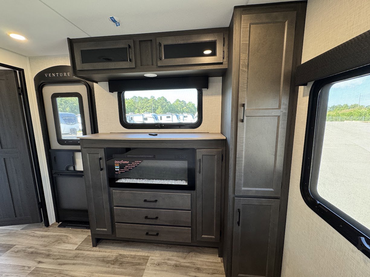 2026 VENTURE RV SPORTTREK 333VMI - Image 61
