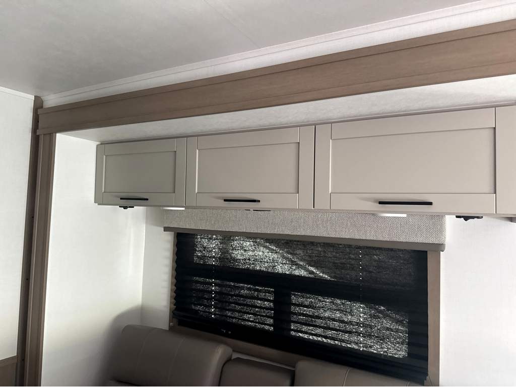 2027 ENTEGRA COACH ODYSSEY 30Z - Image 18