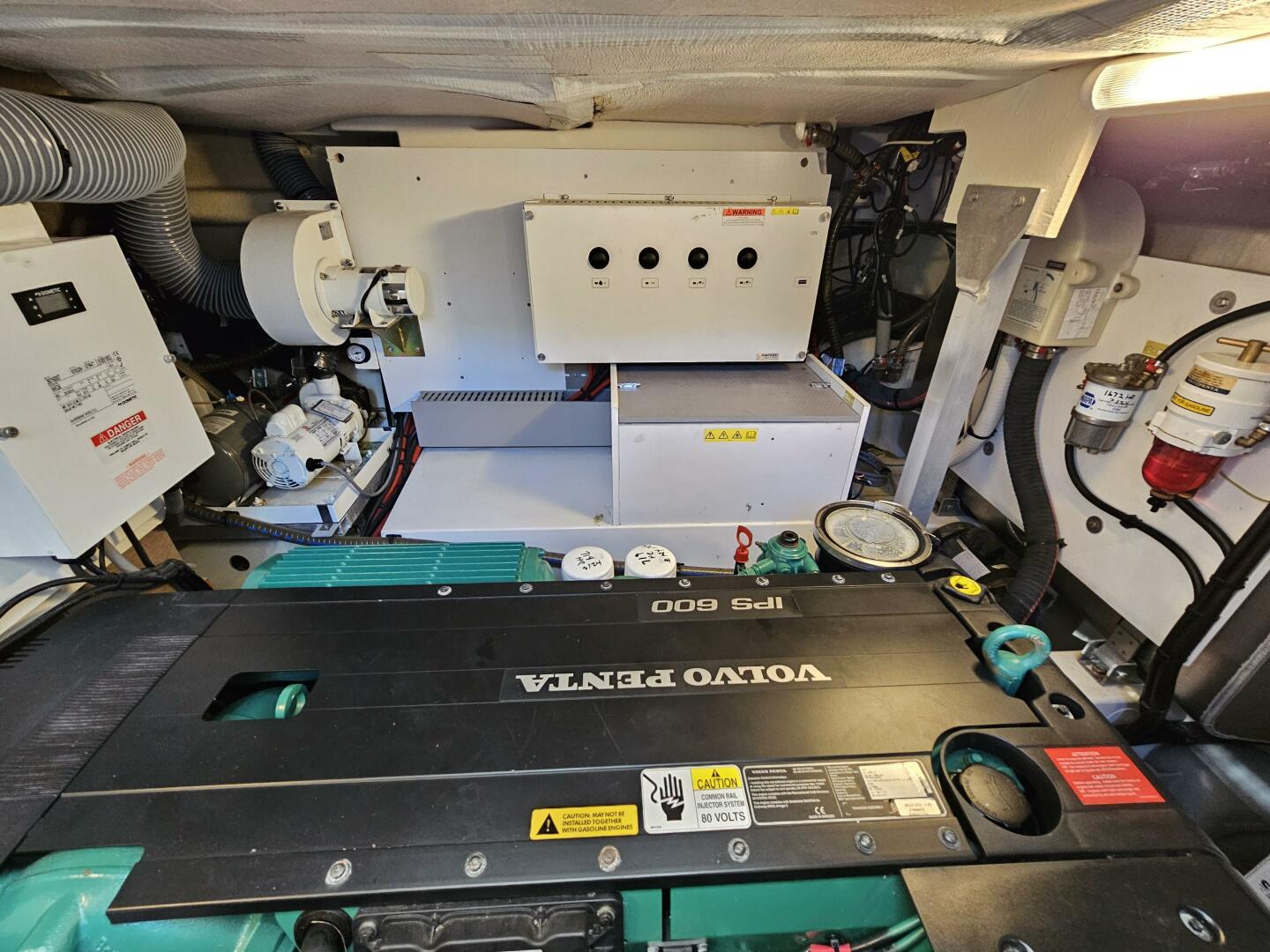 2018 Prestige 460 Fly - Image 27