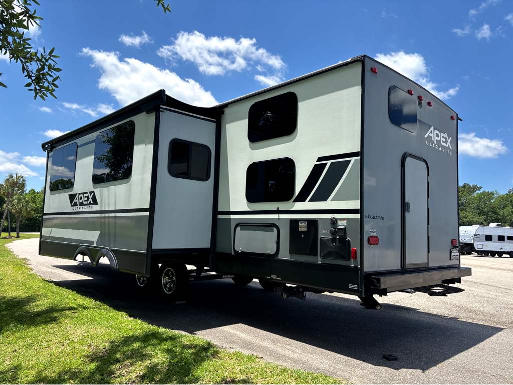 2022 COACHMAN APEX 290BHS - Image 4