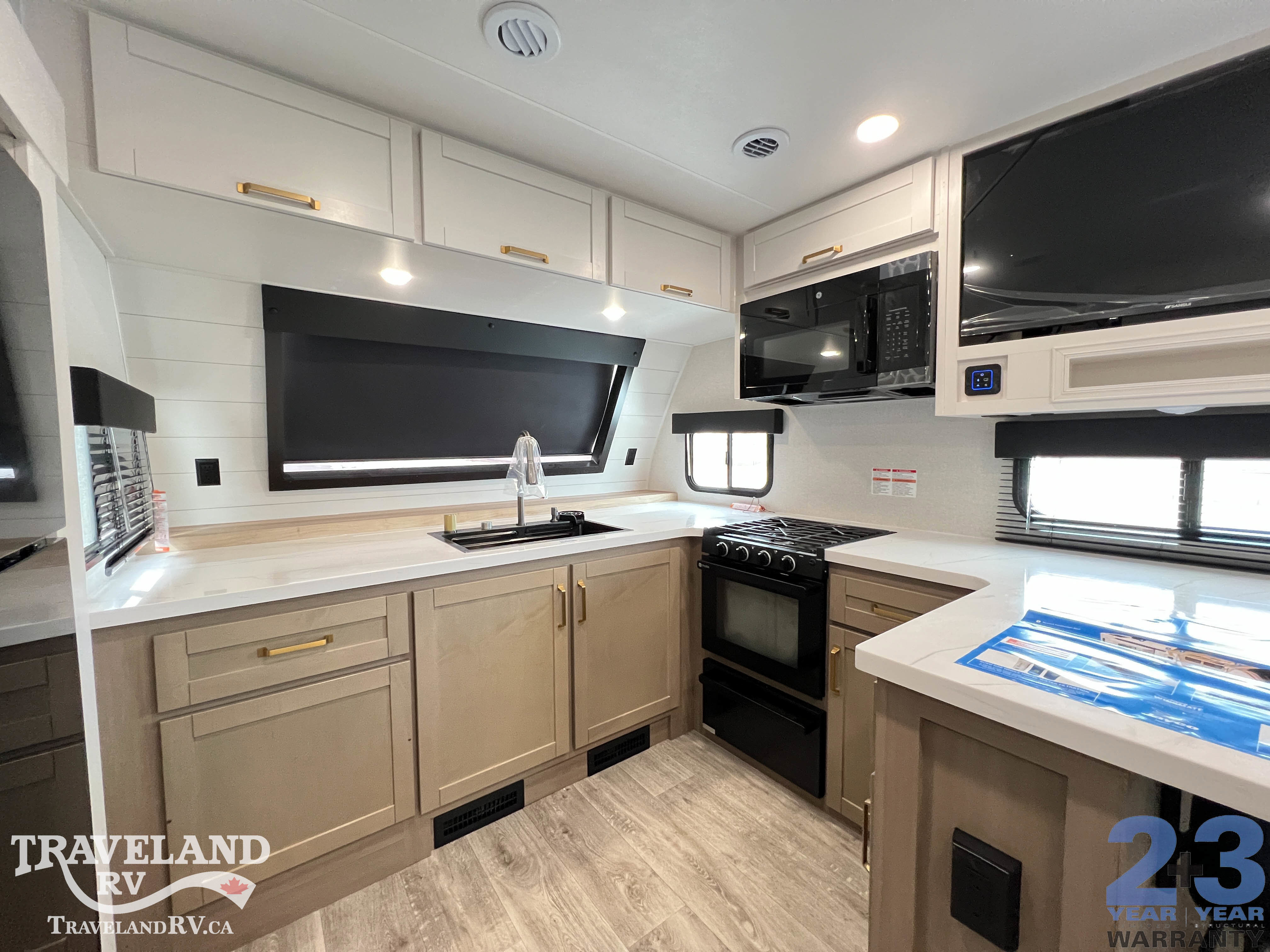 2026 Jayco Eagle HT 265FKDS - Image 13