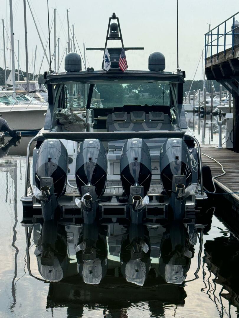 2024 Formula 430 Super Sport Crossover - Image 4