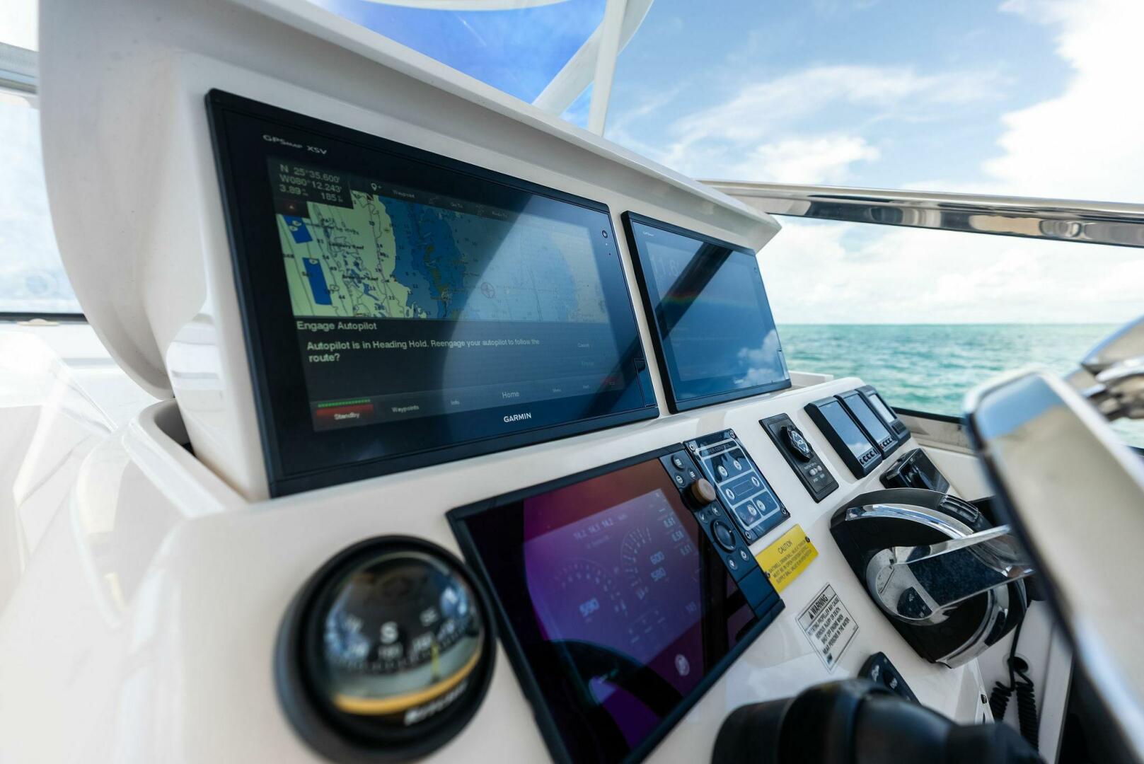 2018 Intrepid 430 Sport Yacht - Image 28