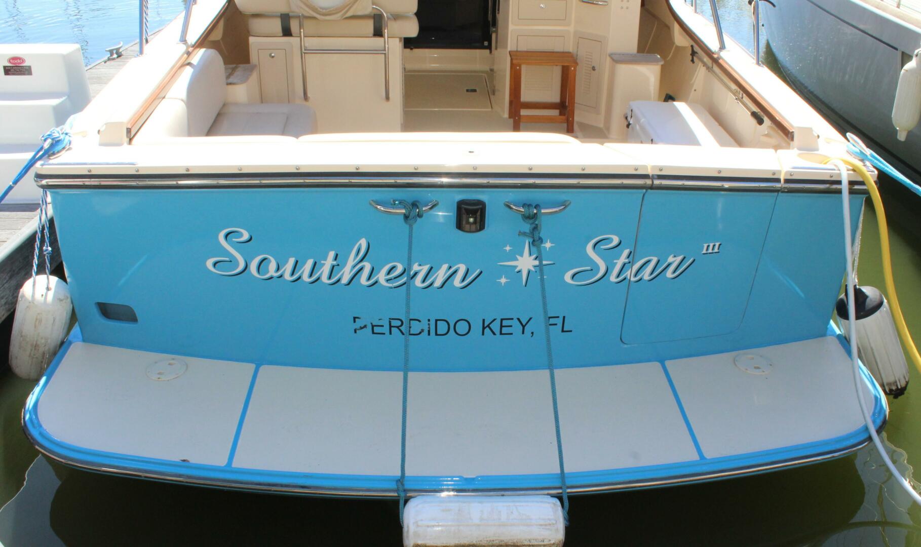 2004 Island Packet 360 Hardtop Express Cruiser - Image 4