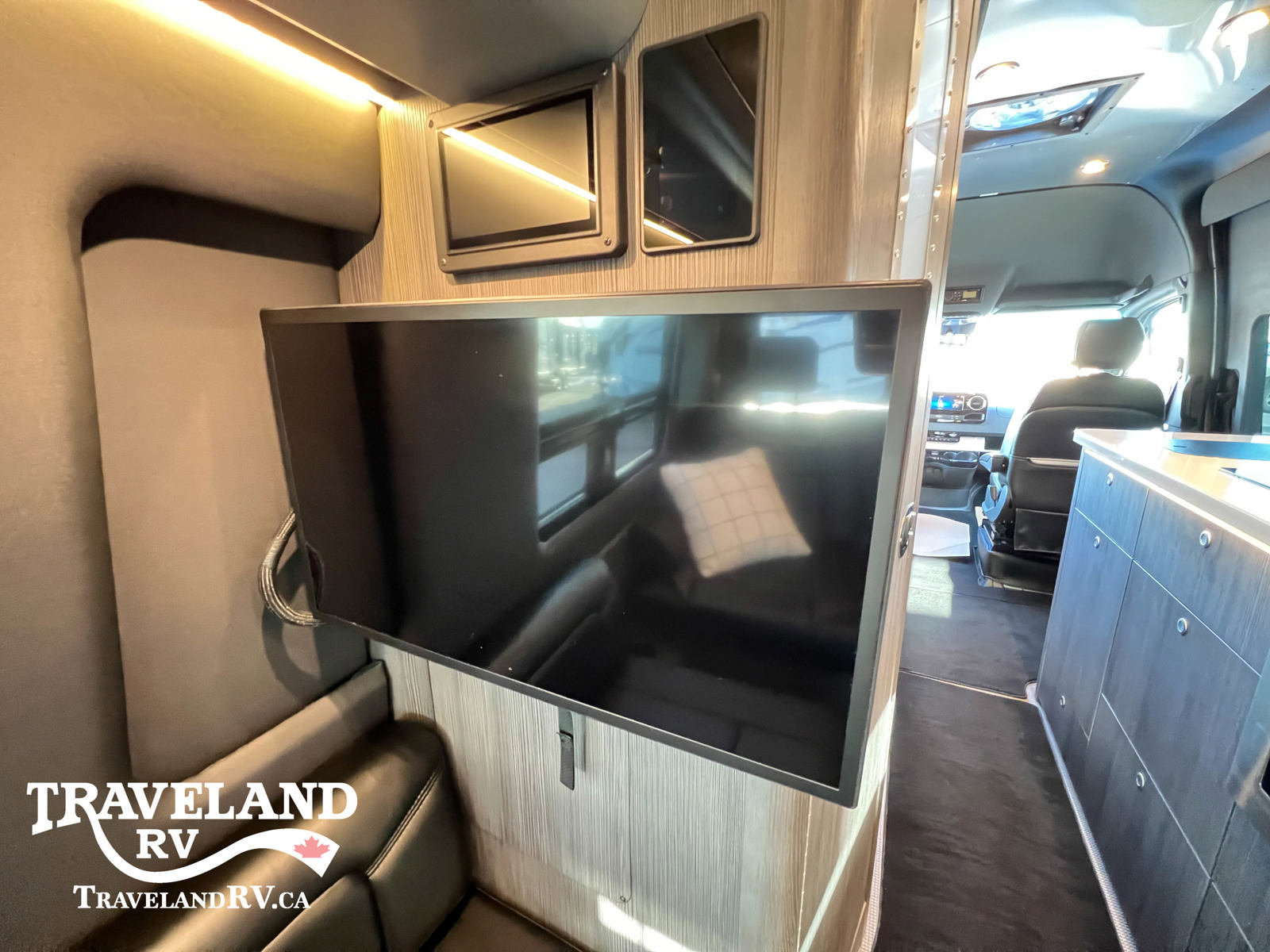 2023 AIRSTREAM INTERSTATE 24GT E-1 PKG - Image 19