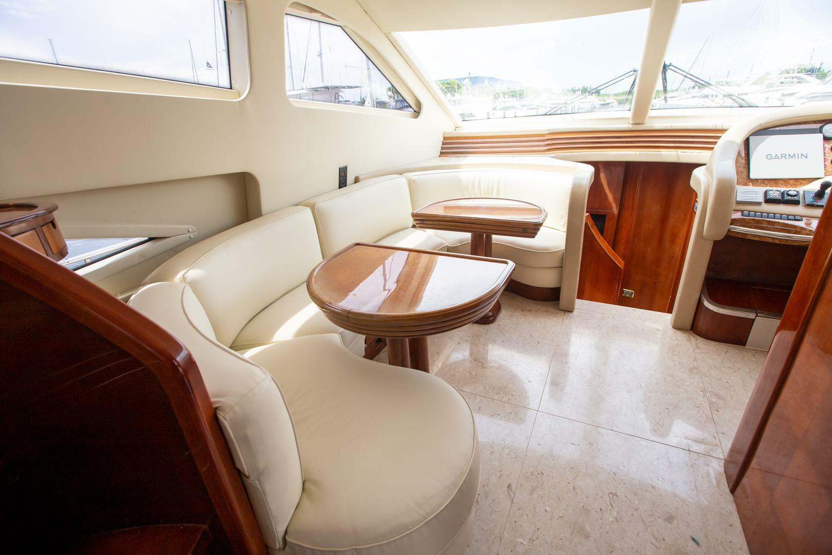 2003 Azimut 74 Solar - Image 6