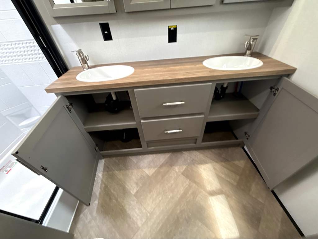 2026 Keystone SPRINTER 3800FLB - Image 28