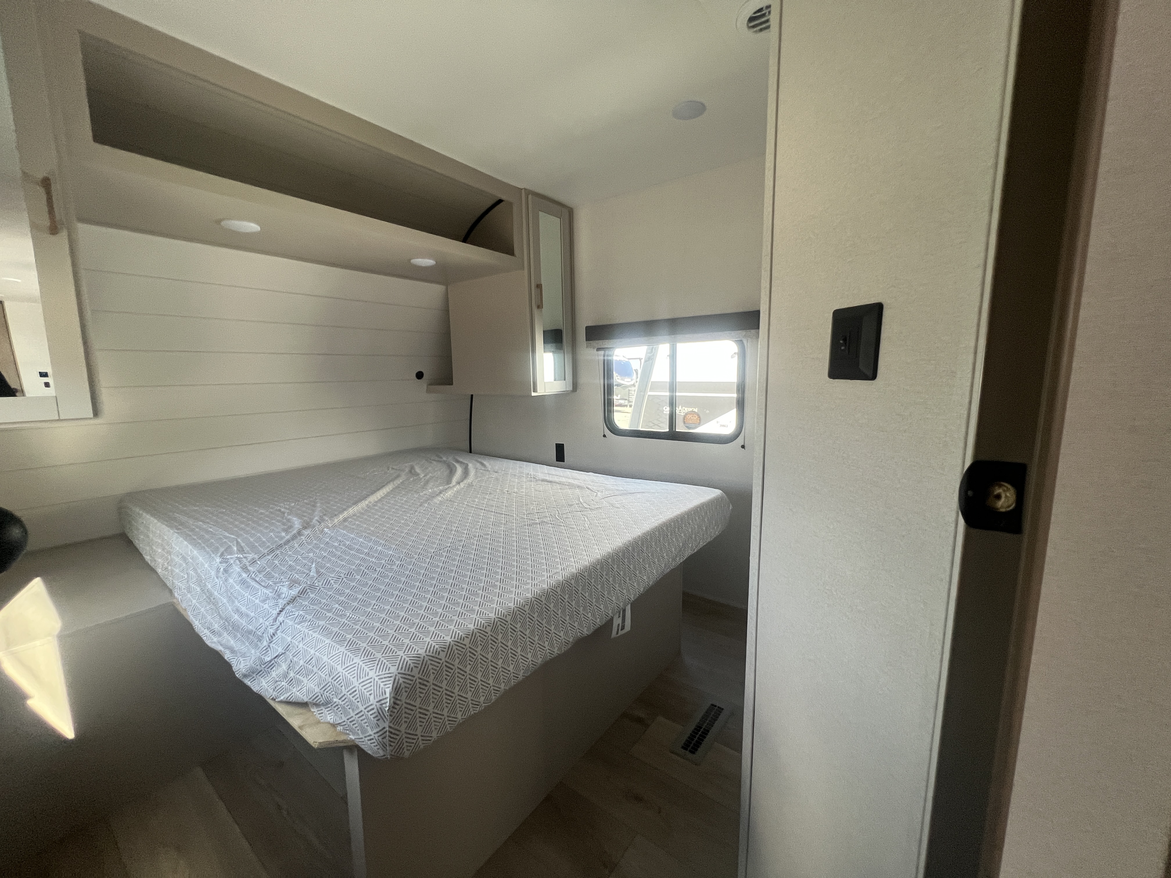 2027 Jayco Jay Flight SLX 333BTS - Image 29