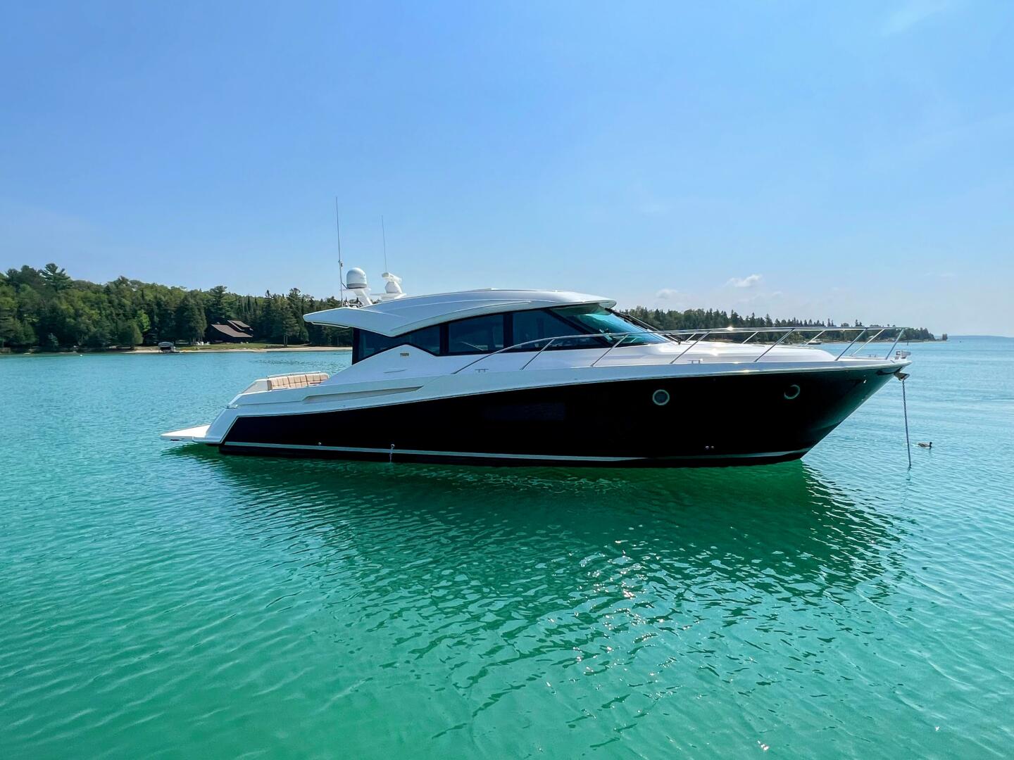 2014 Tiara Yachts 50 Coupe - Image 3