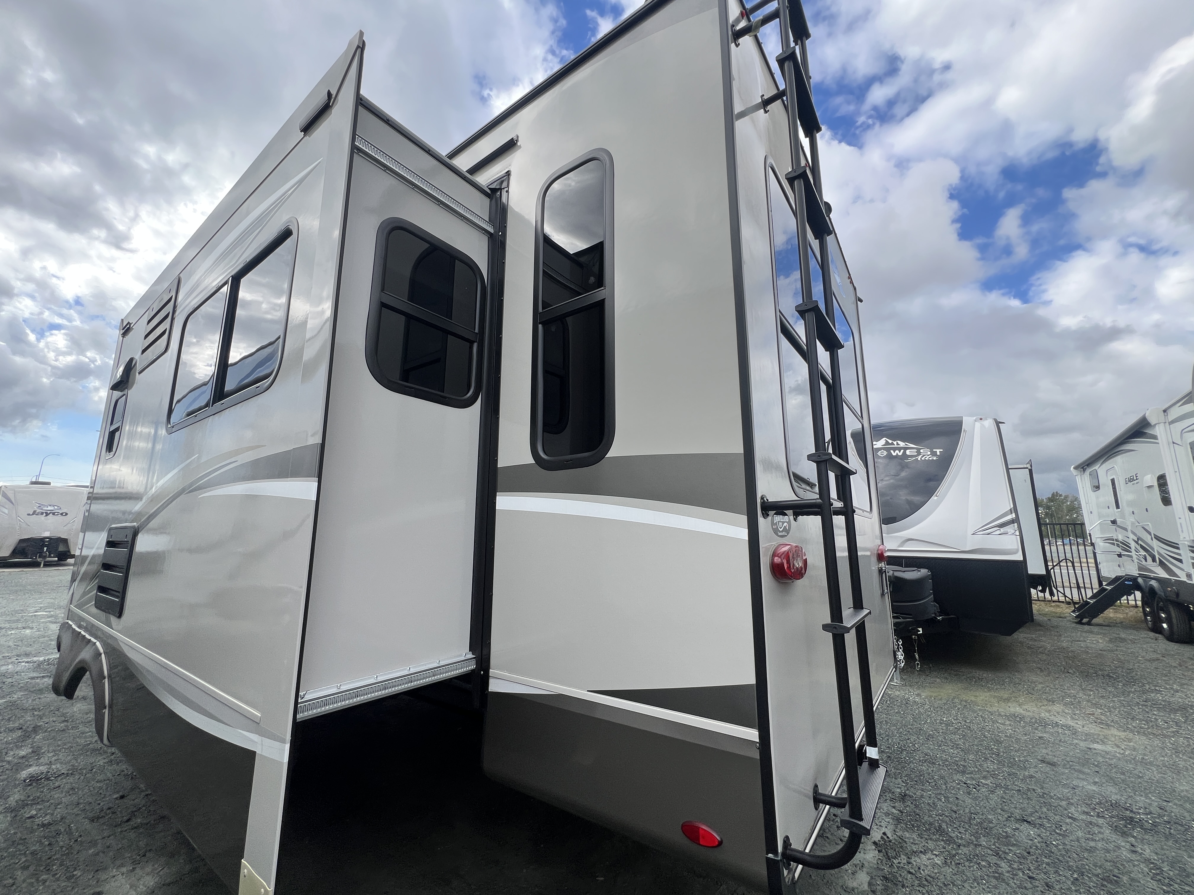 2020 Jayco Eagle HT 270RLDS - Image 6