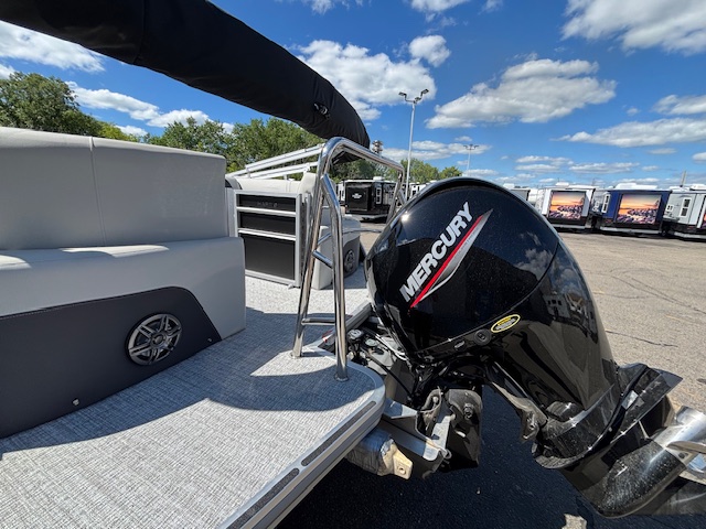 2025 HARRIS CRUISER 230 CWDH - Image 6
