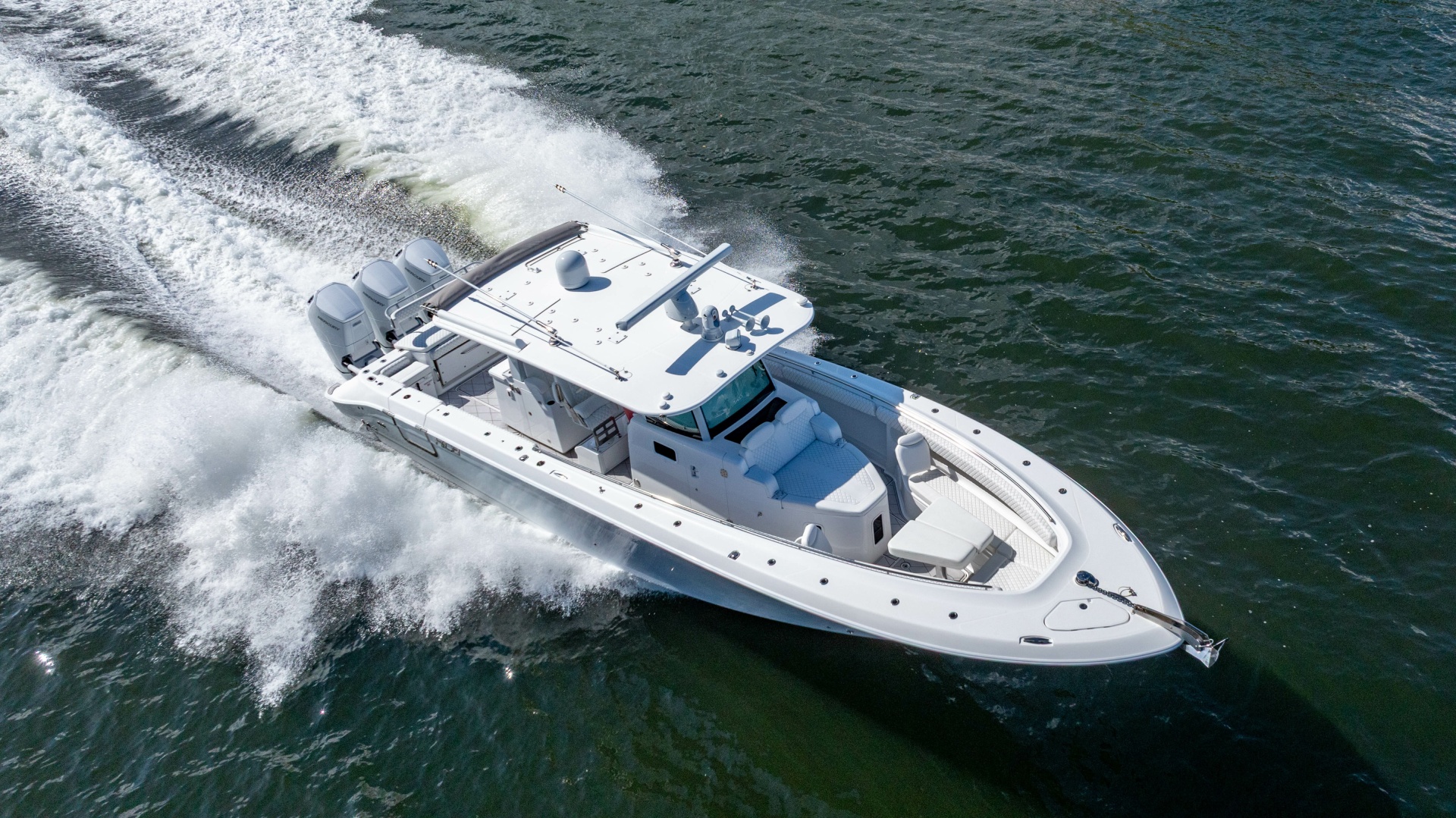 2024 HCB 42 Lujo - Image 28