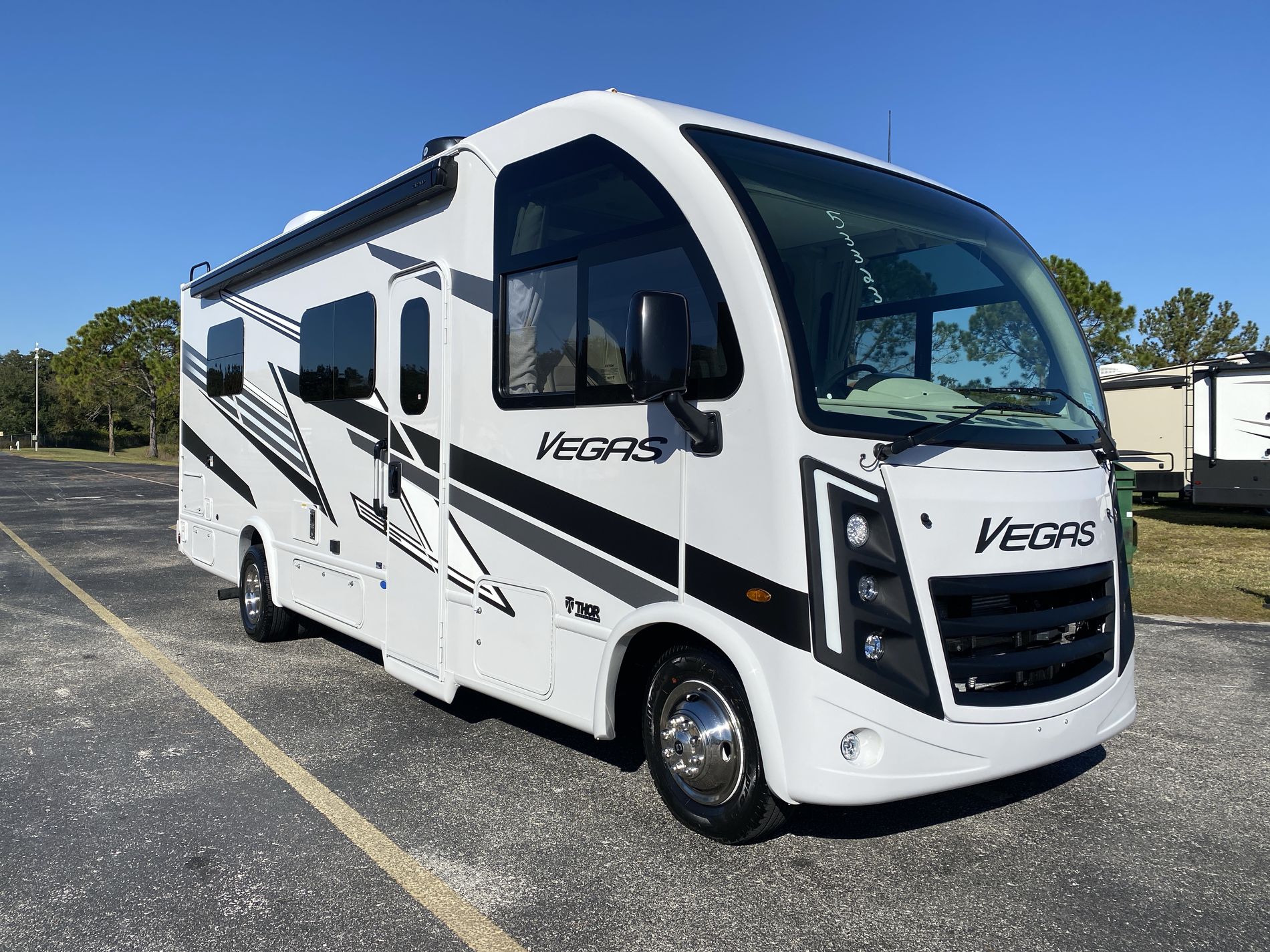 2026 Thor Motor Coach Vegas