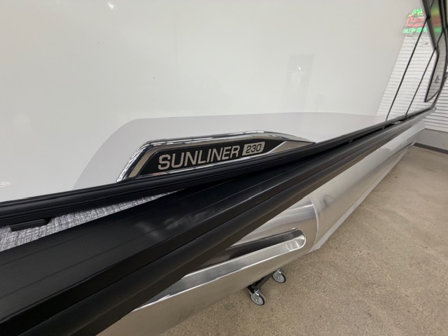 2026 HARRIS SUNLINER 230 SLE - Image 3