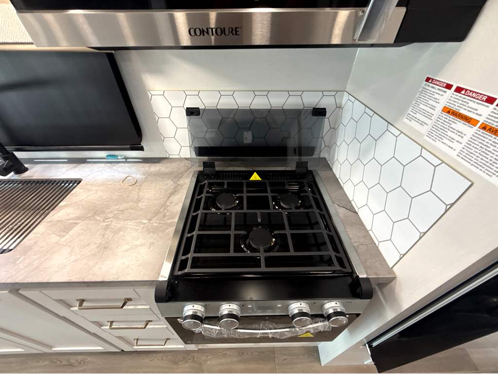 2027 JAYCO GREYHAWK 29MV - Image 32