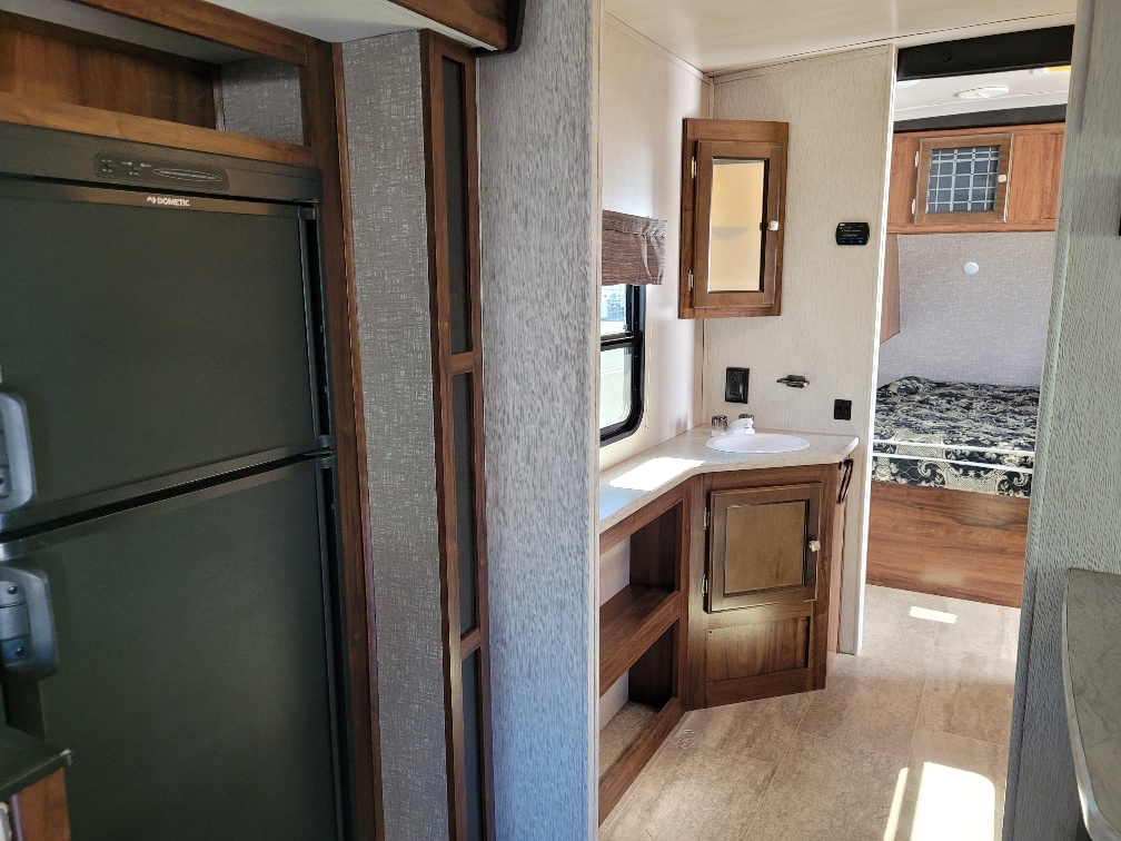 2019 Heartland Wilderness WD 2500 RL - Image 7