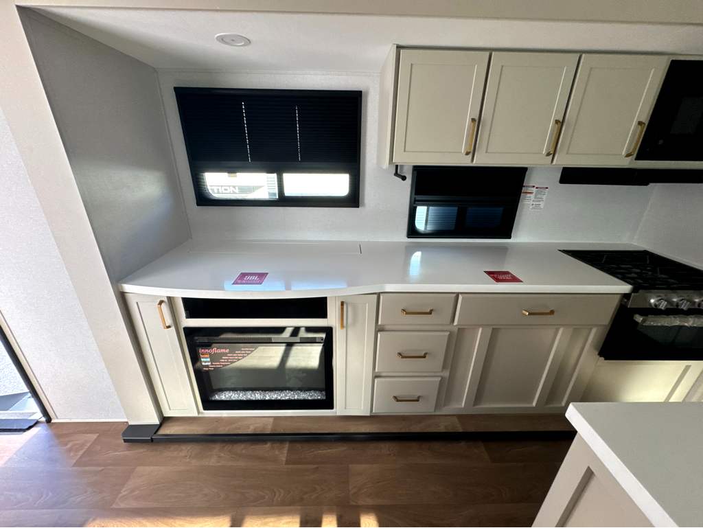 2027 GRAND DESIGN IMAGINE 2670MK - Image 23